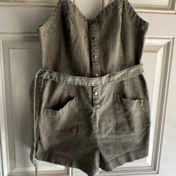 Splendid Large Sage Denim Button-Front Romper W/ Adjustable Straps & Pockets L - Picture 4 of 8